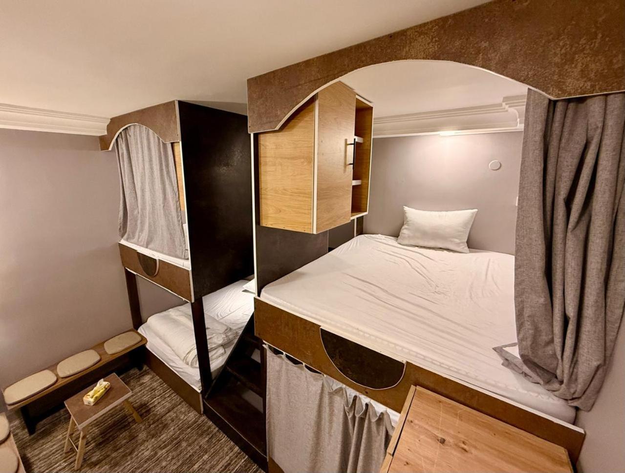 Hotel Beit Ahlan Amman Esterno foto