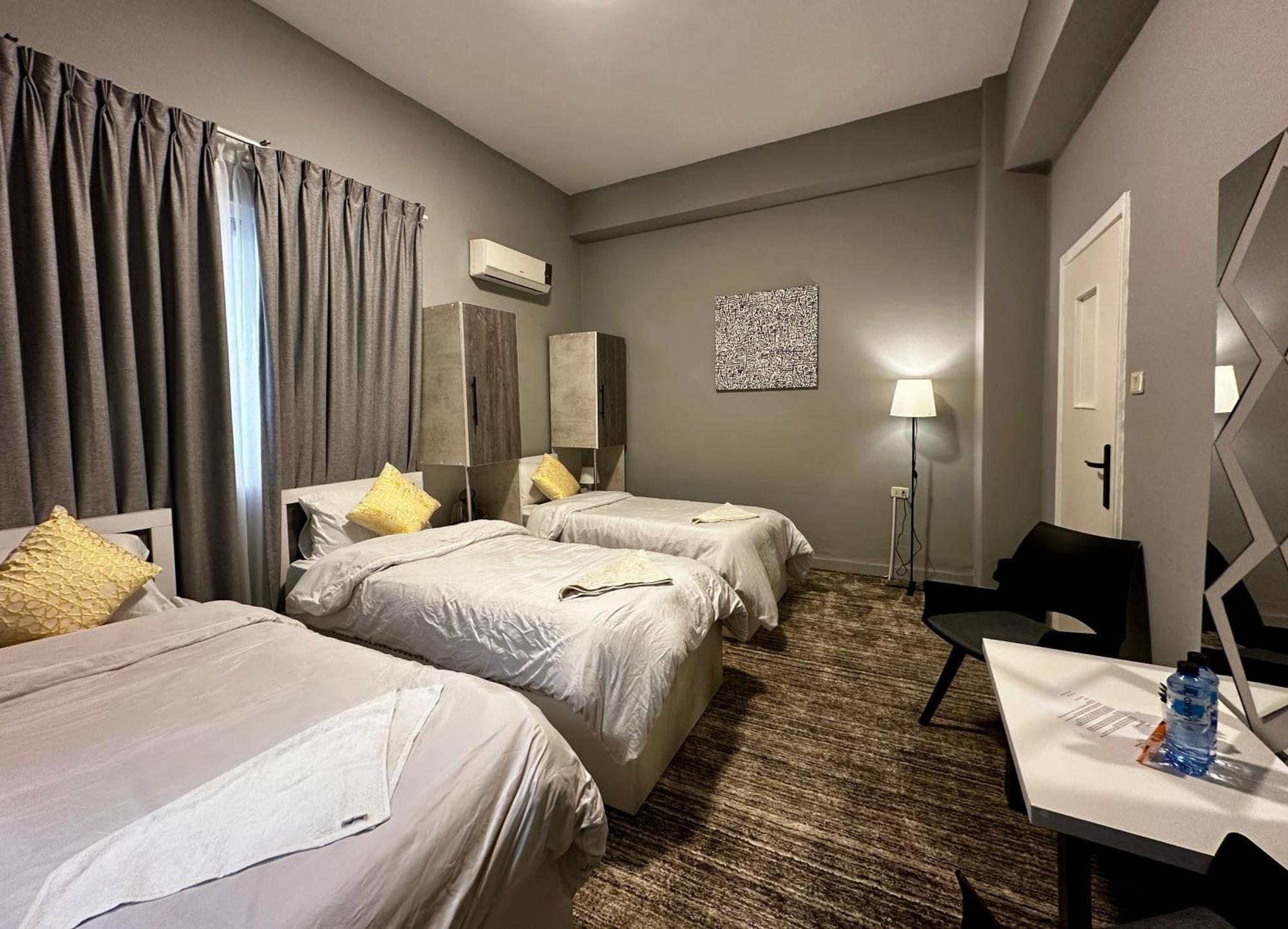 Hotel Beit Ahlan Amman Esterno foto