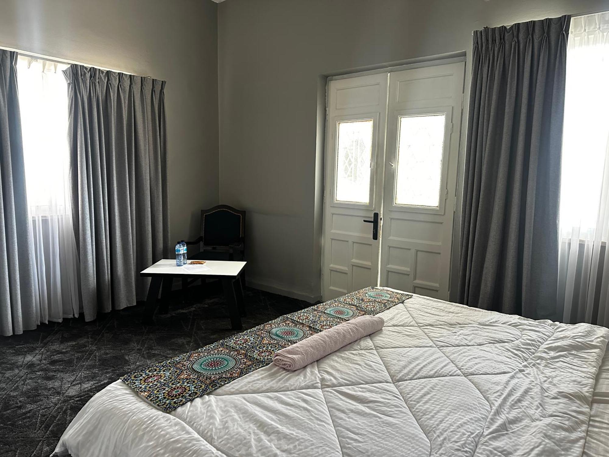 Hotel Beit Ahlan Amman Esterno foto