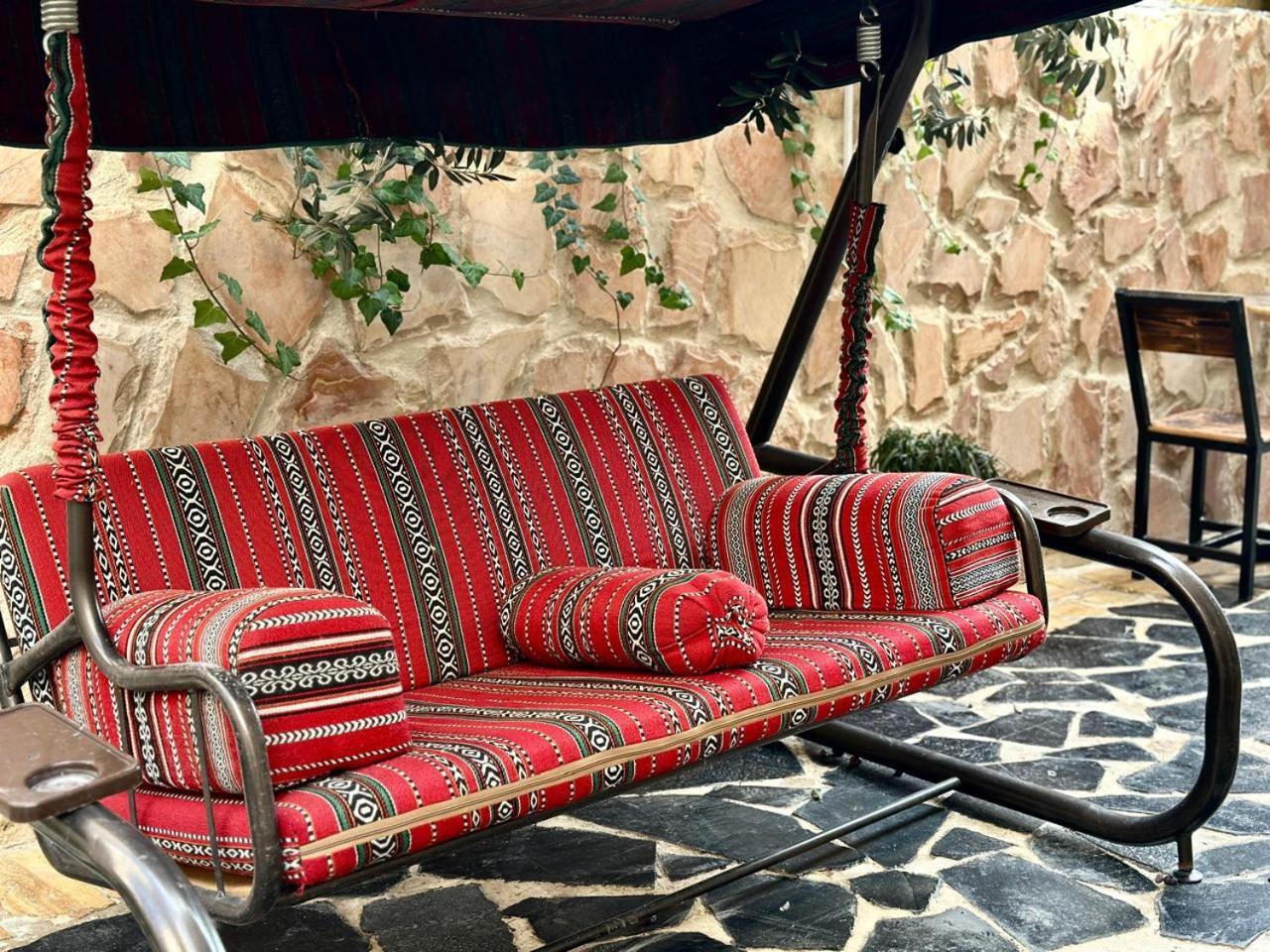 Hotel Beit Ahlan Amman Esterno foto